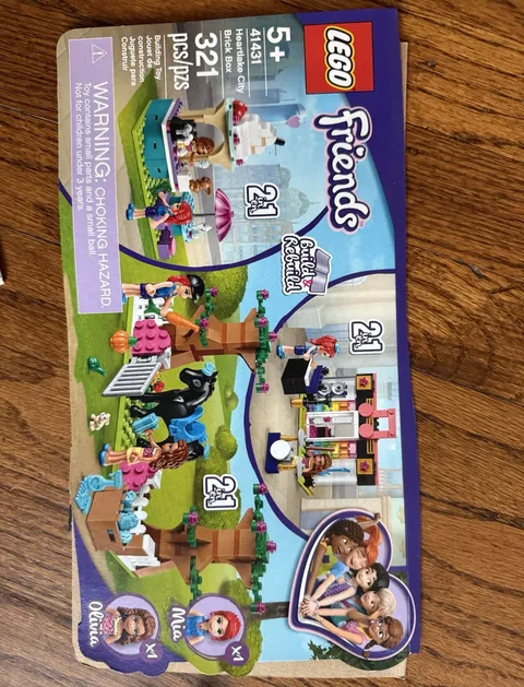 LEGO Friends Heartlake City Brick Box 41431 ,  2-in-1 100% complete