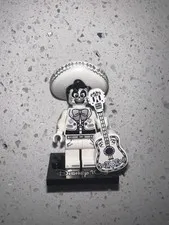 Lego Disney 100 Ernesto de La Cruz Minifigure Coco - opened but never used 