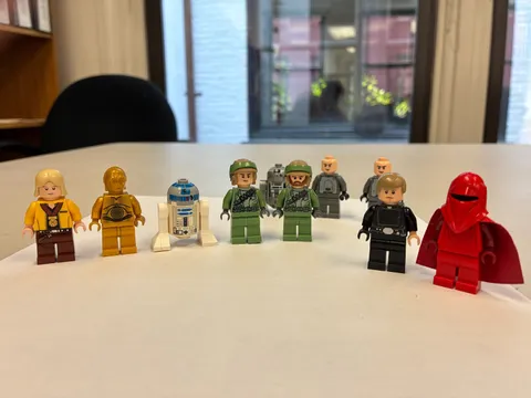 10x LEGO Star Wars Minifigures Luke Skywalker, Endor Rebel Troops, Royal Guard