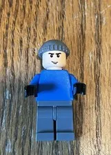 LEGO Batman 7783 Mr. Freeze’s Henchman Minifigure bat012 READ DESCRIPTION
