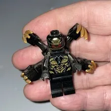 LEGO Outrider Minifigure Extended Claws Marvel Super Heroes sh0561 76123