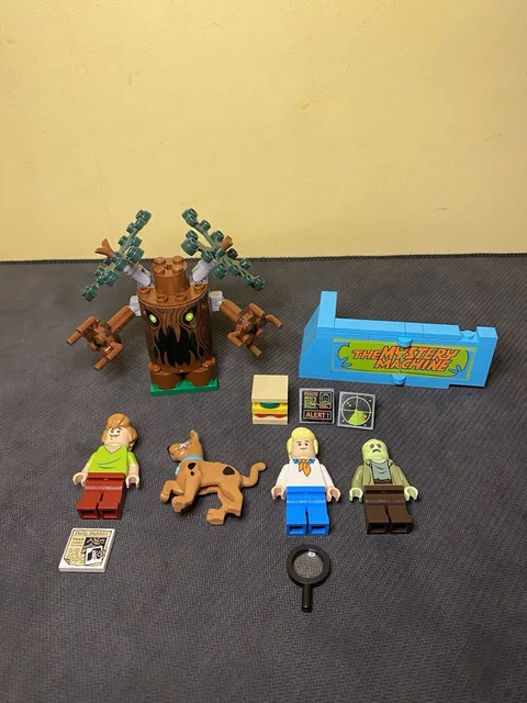 LEGO Scooby-Doo - 75902 The Mystery Machine INCOMPLETE - 2015 READ