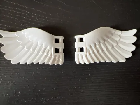 LEGO 20312 20313 White Wing 4x7 Right & Left Feathers and Bar Handles Pair 2pcs