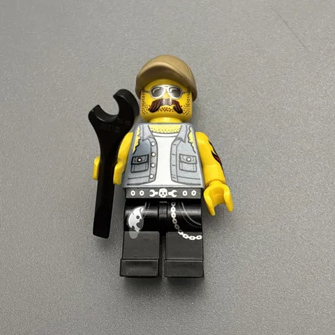 LEGO Motorcycle Mechanic Biker Tattoo - CMF Series 10 - 71001 col10-16 (col160)
