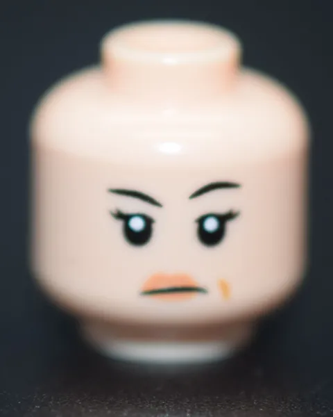 New LEGO Minifigure Head Light Nougat Female Frown Imperial Crew 75419 6541249