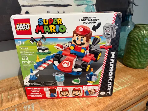 LEGO Super Mario 72043 Interactive LEGO Mario & Standard Kart 278 pcs NIB