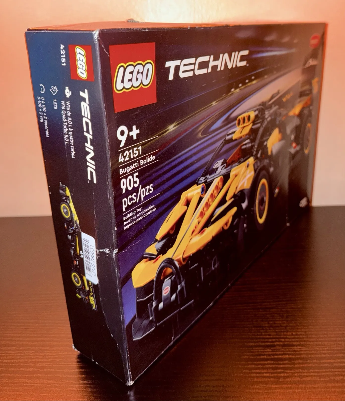 LEGO 42151 Technic Bugatti Bolide 905pcs New Box Damage