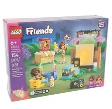 LEGO® Friends™ Friendship Movie Night 154 Piece 6+ Building Set 42642 Light Incl