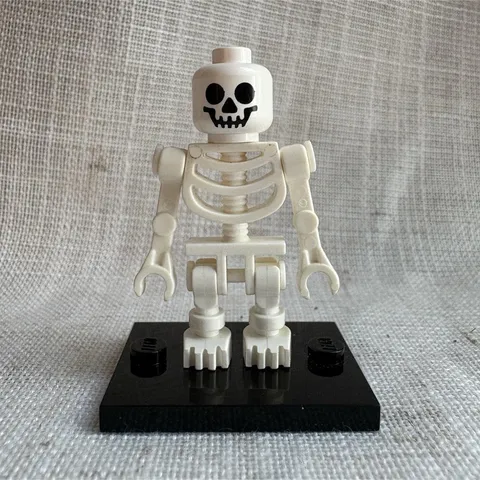 LEGO Skeleton Minifigure - gen019 (w/ Display Stand)