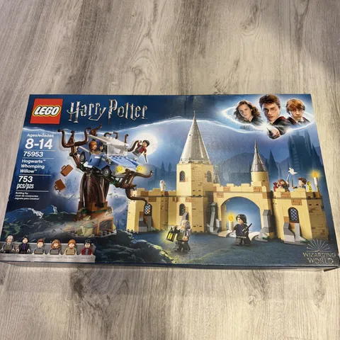 Retired Harry Potter LEGO Set: Hogwarts Whomping Willow 75953