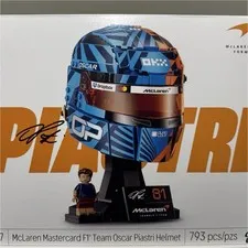 LEGO McLaren F1 Oscar Piastri Helmet 43017 793 pcs Stand Box 14+