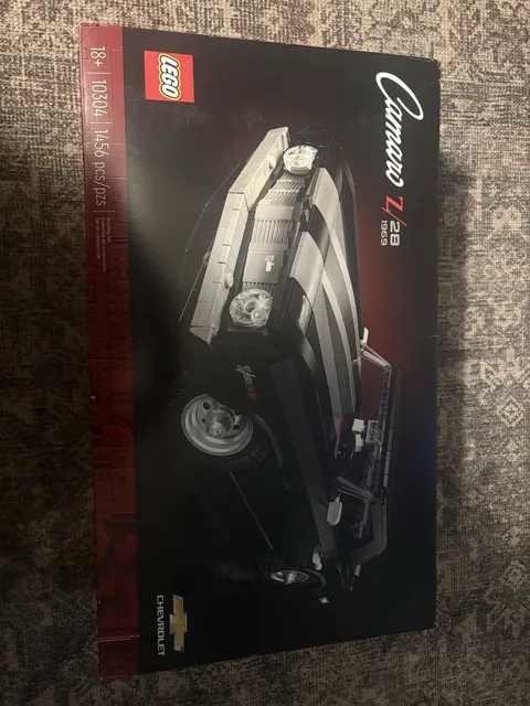 LEGO Icons: Chevrolet Camaro Z28 (10304)
