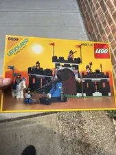 LEGO Castle: Knight's Stronghold (6059) NEW SEALED MINT CONDITION NEW