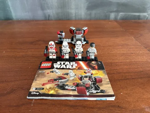 LEGO 75134 Galactic Empire Battle Pack Complete W/ Minifigs & Manual