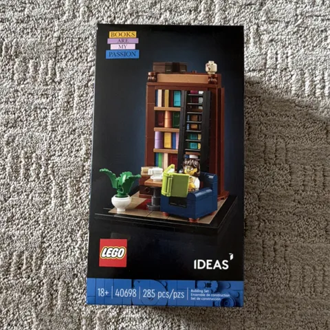 LEGO Ideas Books Are My Passion 40698 Limited Edition 285 pcs NIB