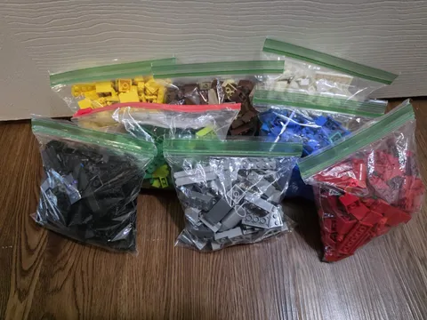 Bulk Legos in Red, White, Blue, Yellow, Grey, Black, Brown and Green 3lbs