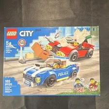 LEGO City Police Highway Arrest 60242 Building Set 185 pcs Ages 5+ w/ Separator