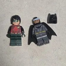 Lego DC Super Heroes Minifigures Batman and Robin sh151 sh195 76034