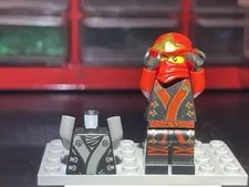 LEGO NINJAGO Kai Red Ninja Minifigure w/ Extra Torso Parts (Final Battle)