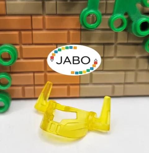 ( S12 / 4 / 18 ) LEGO 22395 Visor with T Slit Wide and Horns Trans-Yellow