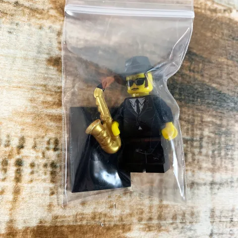 Lego Saxophone Player 71002 Collectible Series 11 Minifigure