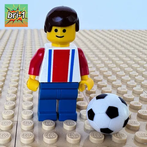 LEGO Sports Soccer: Red Player 10 + Ball soc035, x45pb03, 3409 CHAMPIONSHIP 2000