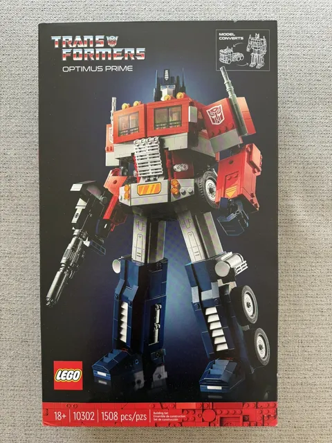 LEGO Icons: Optimus Prime (10302) New NIB Factory Sealed