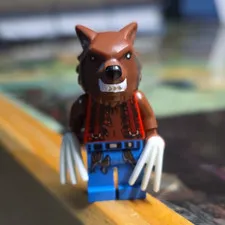 LEGO Werewolf Minifigure Fright Night