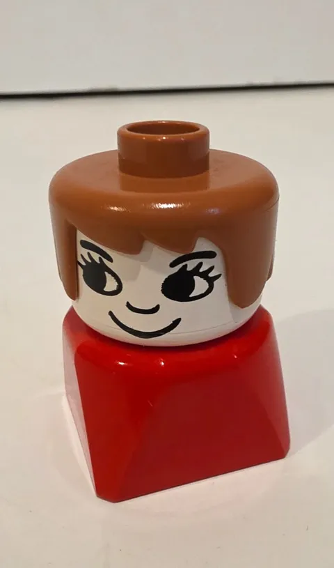 Vintage 70s 80s LEGO Duplo Female Head Red Base Brown Hair Eyelashes Figure