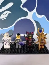 LEGO NINJAGO Toys R Us Bricktober Minifigure Set Loose Lot Used 5004938