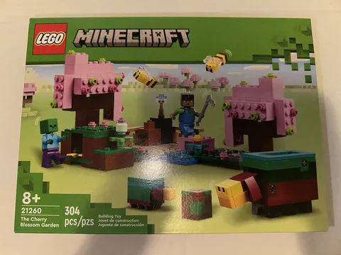 Lego Minecraft Cherry Blossom Garden 21260 Set New 304 Pieces Building Toy
