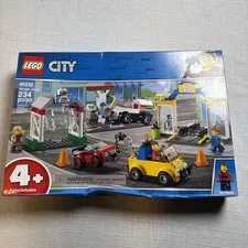 LEGO CITY: Garage Center (60232) Brand New Factory Sealed Box Retired Set RARE