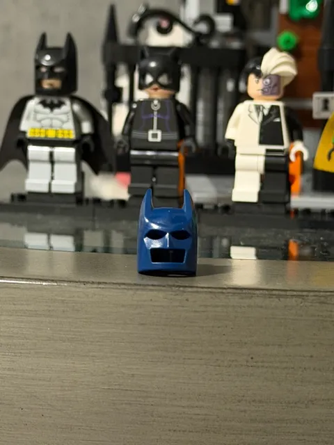 Lego Batman I Dark Blue Helmet / Cowl / Mask Minifigure Type 1 OG 7786 7787 2006