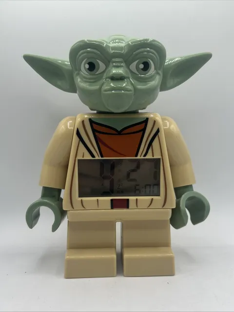 LEGO - Star Wars "The Clone Wars" - Yoda - 7 Inch Tall Figurine Alarm Clock