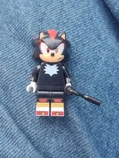 LEGO Shadow the Hedgehog Minifigure from Sonic Hedgehog + Paint Roller Nice!!