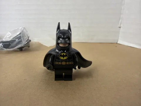 11 LEGO Tim Burton's 1992 Batman Minifigure w/ Plastic Cape sh880 76252 NEW