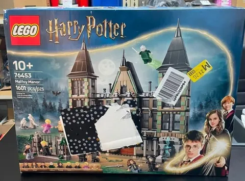 LEGO 76453 - Harry Potter: Malfoy Manor Building Toy - 1601 pcs - DAMAGED BOX