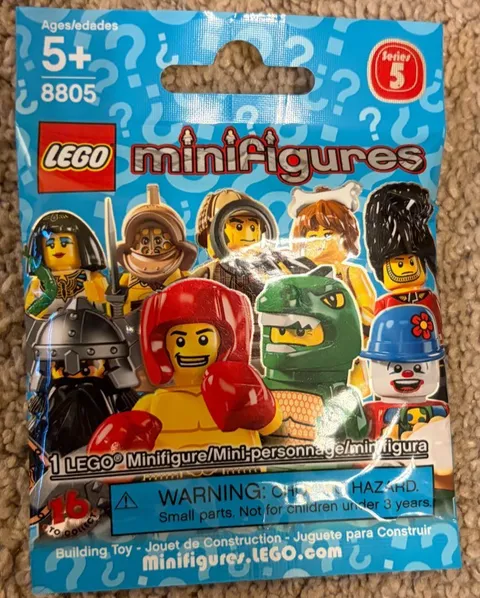 LEGO Minifigures Series 5 (8805) — 1 Sealed Blind Bag — Retired — NEW