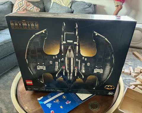 LEGO DC 1989 Batwing 76161 Batman 2363pcs 18+ Wall Mountable 2020