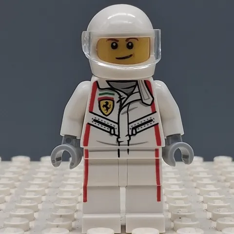 Lego Speed Champion 1970 Ferrari 512 M Driver Minifigure sc097