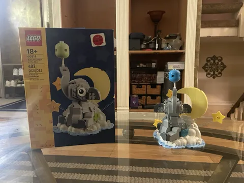 Lego Baby Elephant in the Sky #40814 OPEN BOX COMPLETE SET