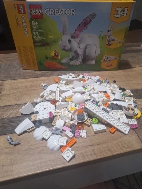 LEGO CREATOR: White Rabbit (31133)