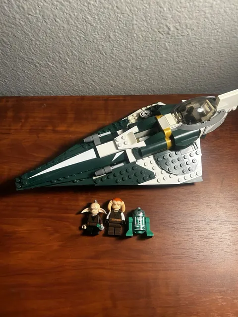 LEGO Star Wars saesee tiin’s Jedi star fighter set 9498 2012 100% nice figures