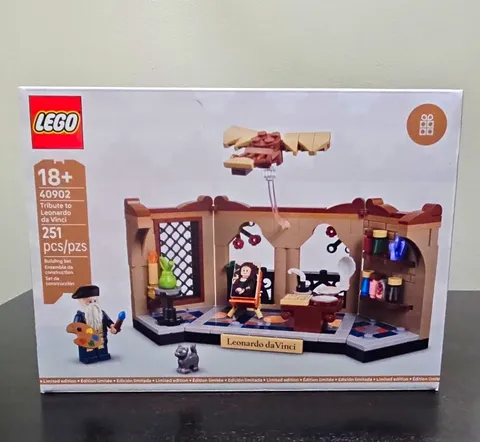LEGO Tribute to Leonardo da Vinci 40902 Limited Edition Set 251 pcs (18+)