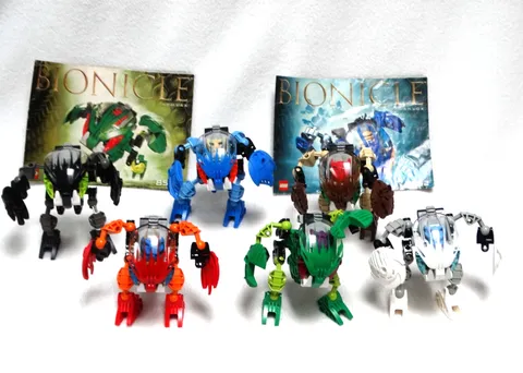 2002 LEGO Bionicle Complete Set of 6 Bohrak 8560 - 8565 w. Masks & Bands