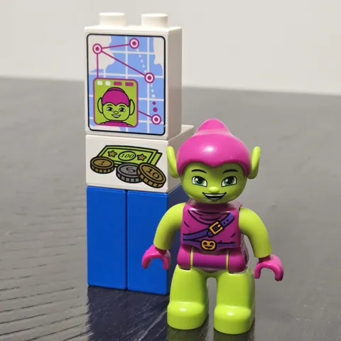 Lego Duplo Marvel Super Heroes Green Goblin Villian Figurine