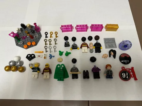 Lego HP Harry Potter set minifigures accessories Hogwarts Express Pieces Lot