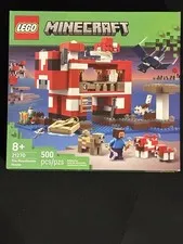 LEGO Minecraft The Mooshroom House 21270 Complete Set Steve 500 Pieces