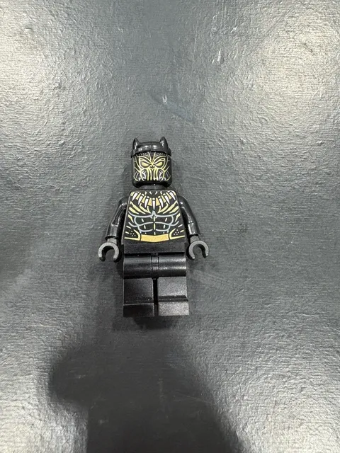 LEGO Erik Killmonger Minifigure sh0477 – Black Panther Marvel Super Heroes
