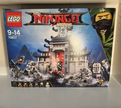LEGO Ninjago Movie 70617 Temple of the Ultimate Ultimate Weapon New Damaged Box